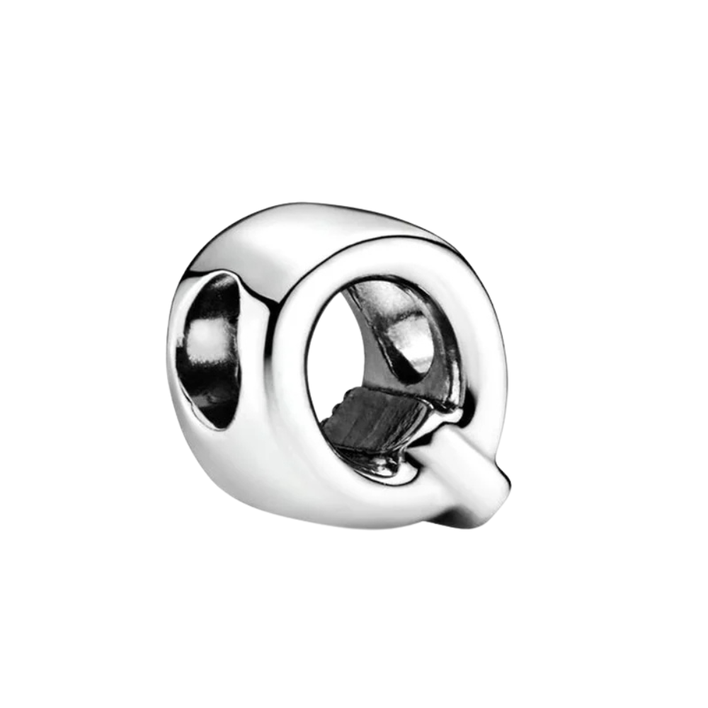 Charm Letra "Q" - Bijuvera