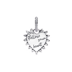 Charm Pandora Colgante Flecha y Corazón Giratorio – Plata de Primera Ley con Movimiento